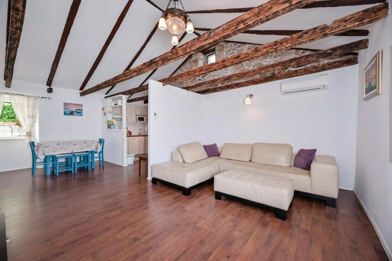 Apartment Mediterranean Mošćenička Draga